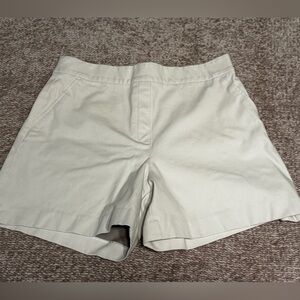 Spanx L/G White High Waist Chino Pull-On Shorts Stretch VGUC